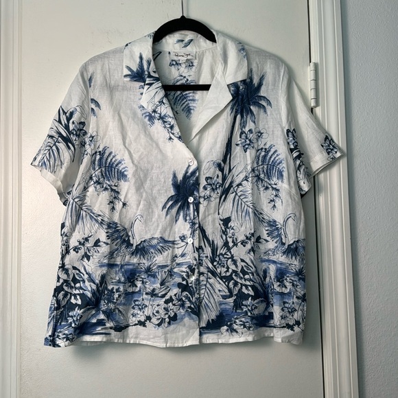 Women's Blue and White Linen Blend Resortwear Button Down Shirt Size Large - Picture 1 of 6